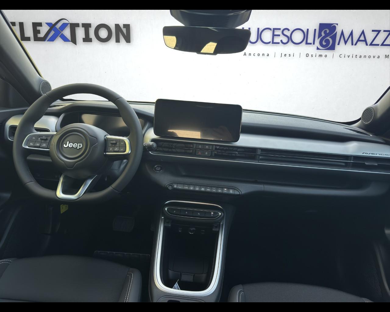 JEEP Avenger - Avenger 1.2 Turbo 110 CV e-Hybrid Altitude