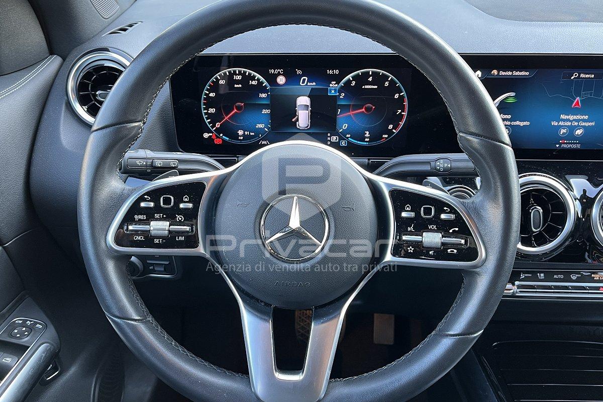 MERCEDES GLA 180 Automatic Sport Plus