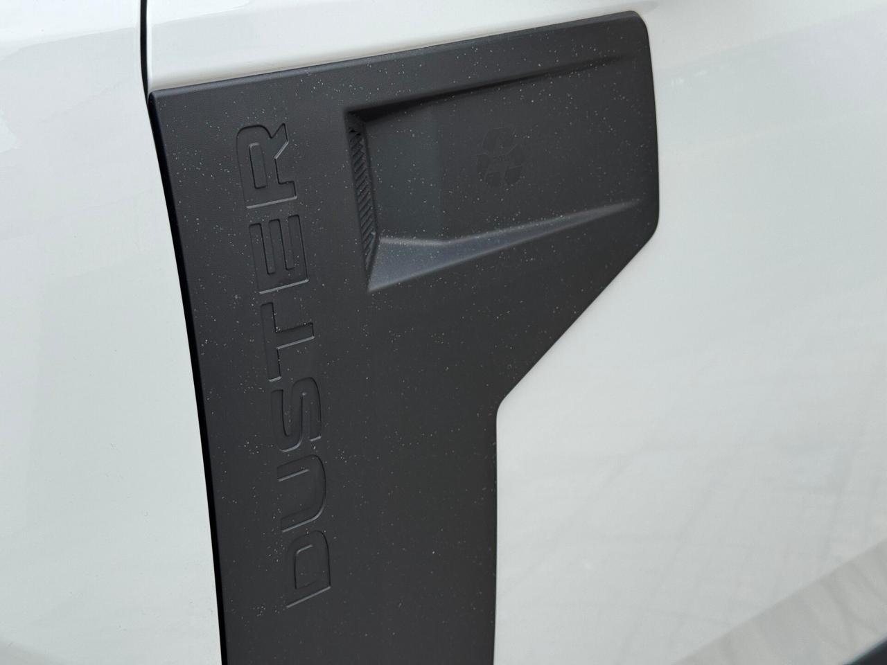 Dacia Duster Eco-G 100 CV Expression/Luci ambiente