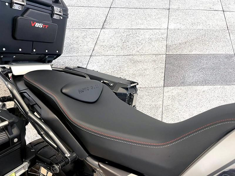Moto Guzzi V85 TT Travel