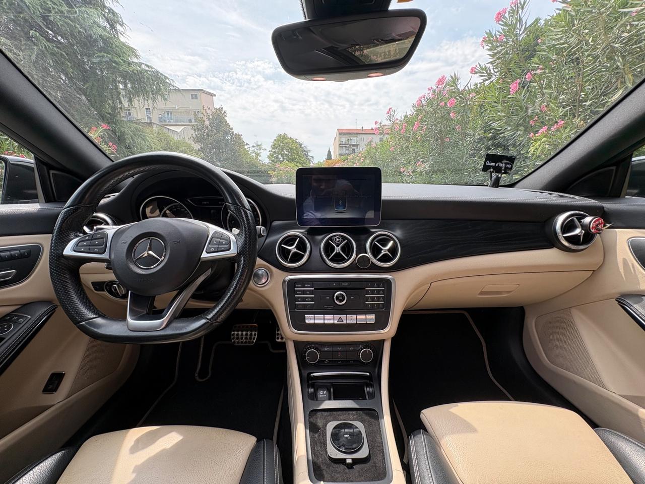 Mercedes-benz CLA 180 d Premium Dark Night auto AMG Line