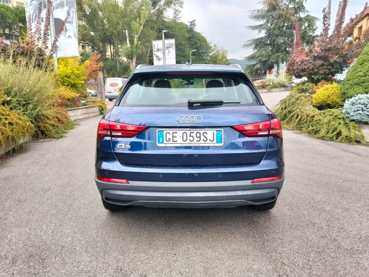 Audi Q3 35 TDI S tronic Business