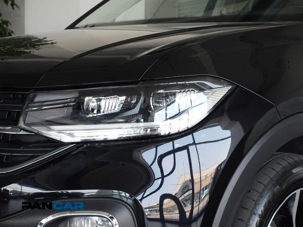 Volkswagen T-Cross 1.5 TSI DSG R-LINE