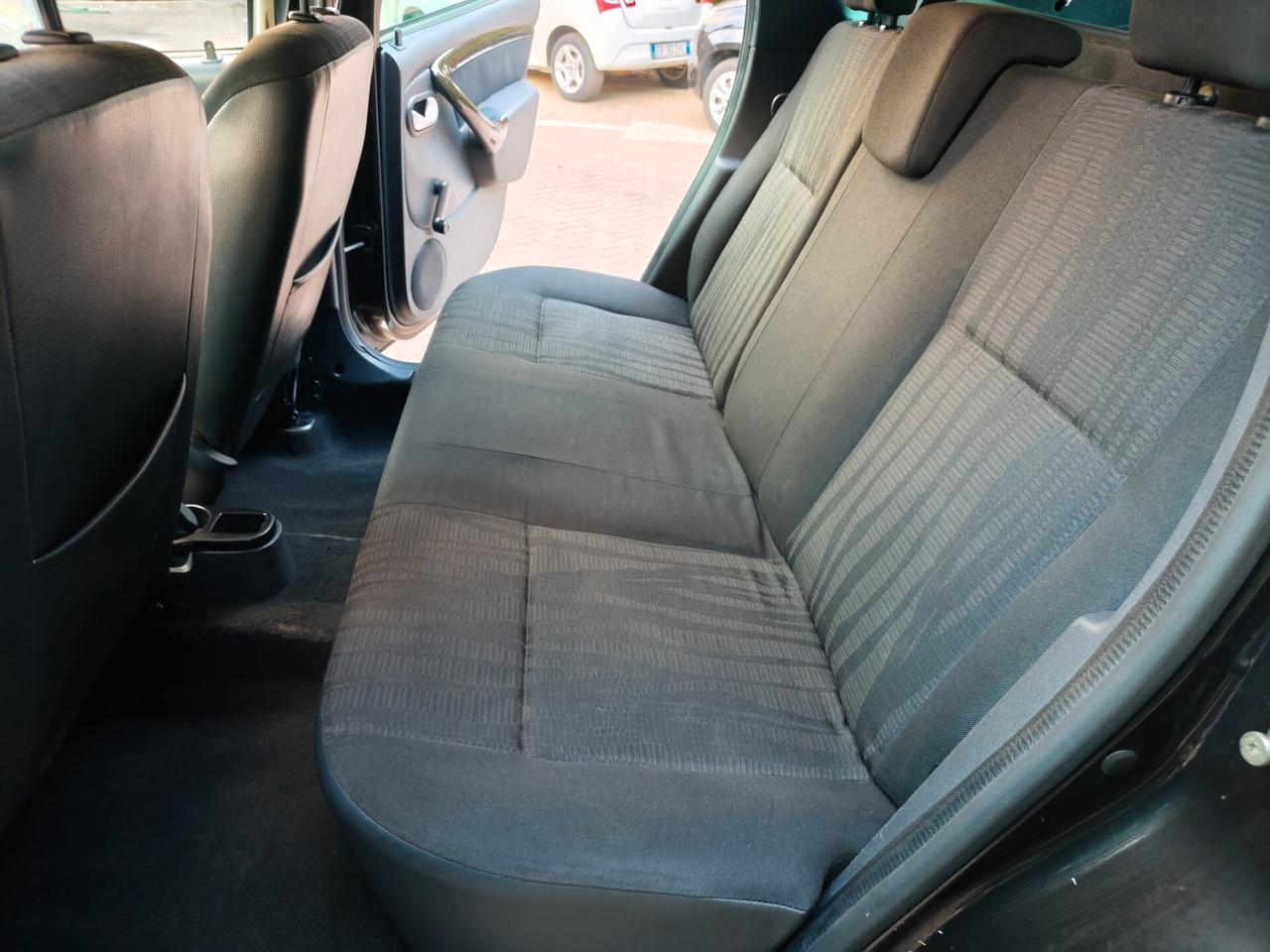 Dacia Duster 1.6 110CV 4x2 Lauréate Euro 5