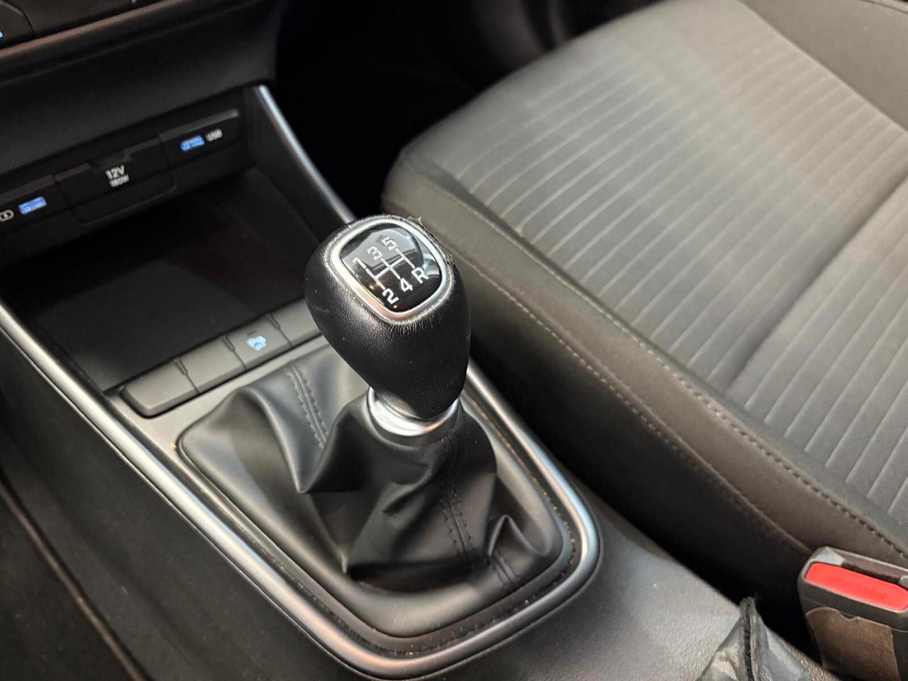 Hyundai i20 1.2 MPI MT GPL Connectline