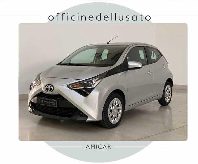 Toyota Aygo Connect 1.0 VVT-i 72CV 5 porte x-business plus MMT