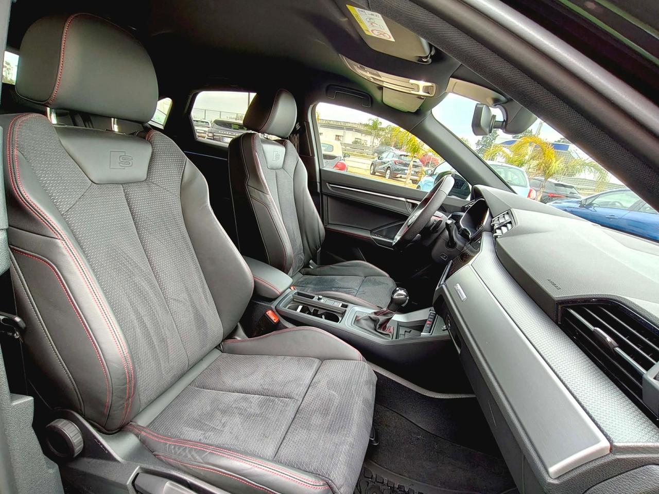 Audi Q3 SPB 35 TDI S tronic line edition - 2024