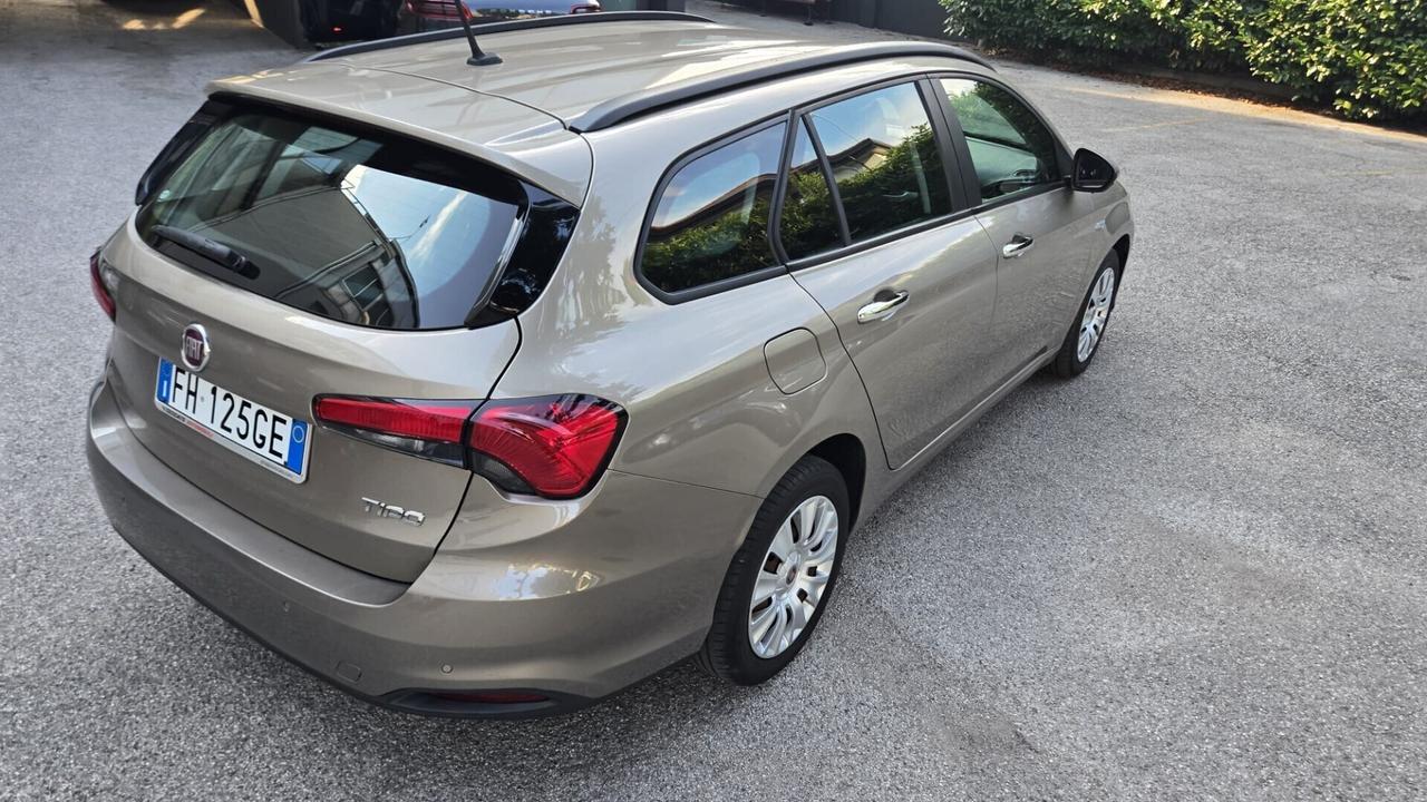 Fiat Tipo 1.6 Mjt S&S SW Lounge