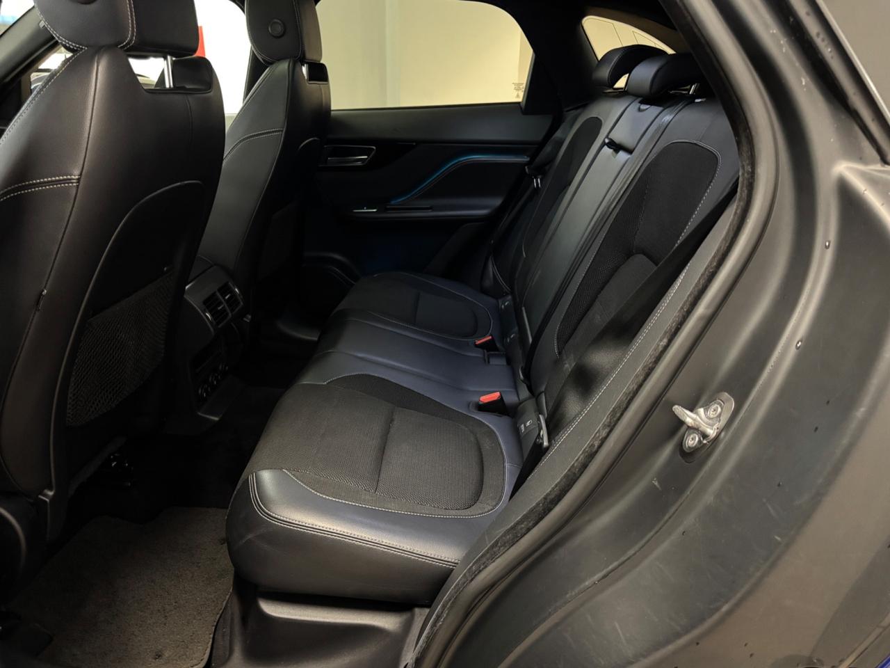 Jaguar F-Pace 2.0 250 CV AWD aut. R-Sport-Full-IvaEsposta-Garantita-Permute
