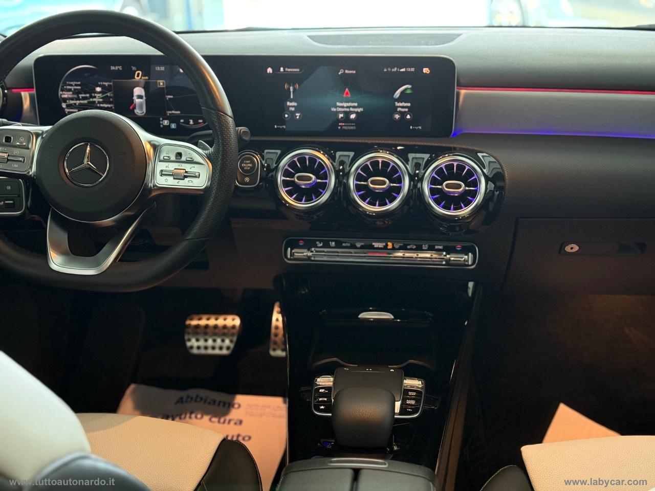MERCEDES-BENZ A 180 d Automatic Premium