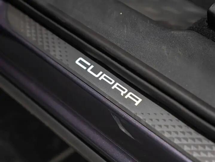 Cupra Terramar 1.5 e-Hybrid DSG VZ