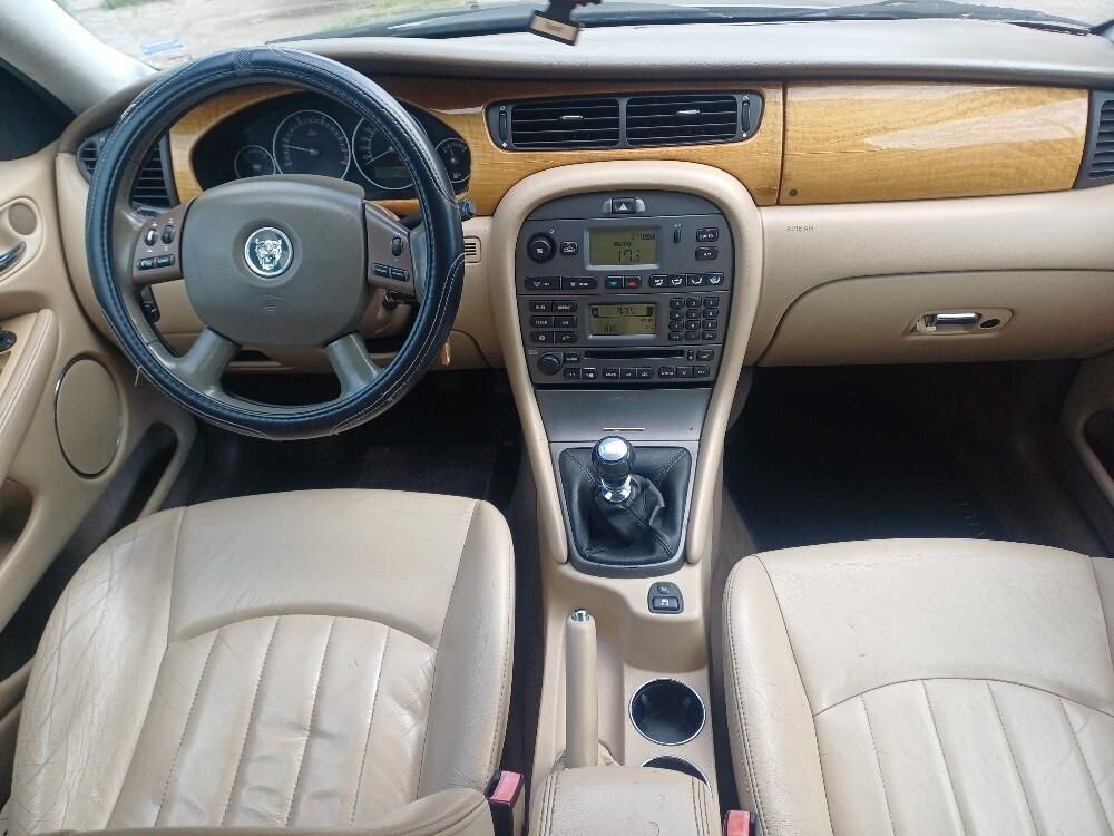 Jaguar X-Type 2.0D cat Executive