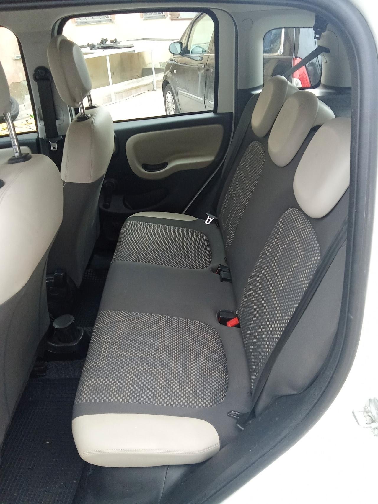 Fiat Panda 1.3 MJT 95 CV S&S 4x4 016