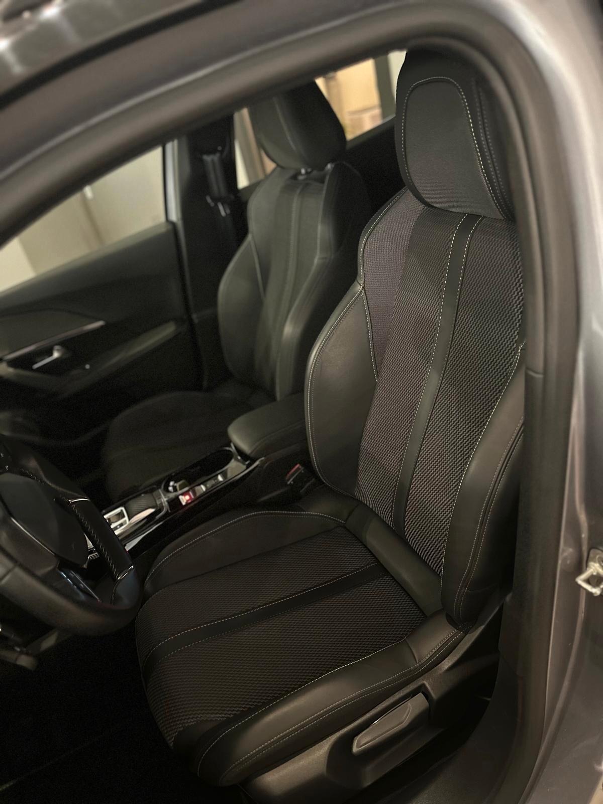 Peugeot 2008 1.2 PureTech GT 130 CV EAT8