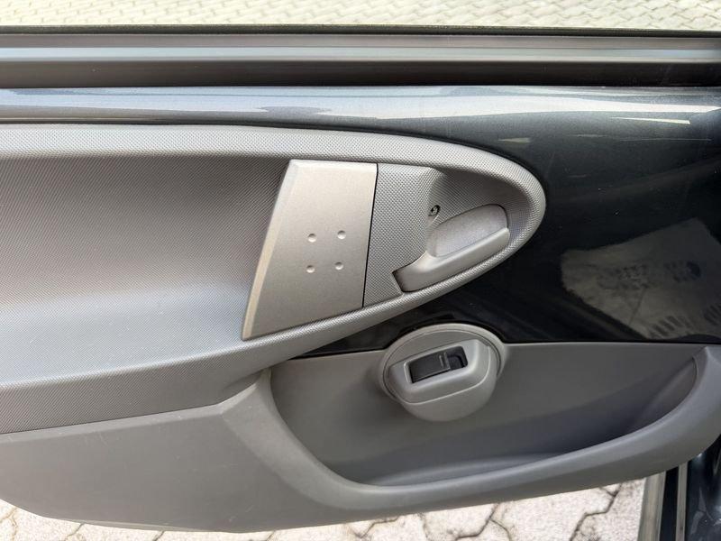 Peugeot 107 107 5p 1.0 12v URBAN MOVE SENZA VINCOLI !!!!