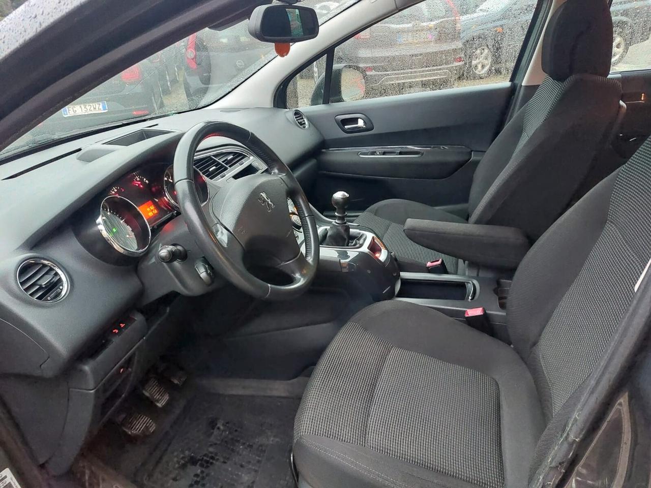 Peugeot 5008 1.6 HDi 112CV 12 MESI GARANZIA