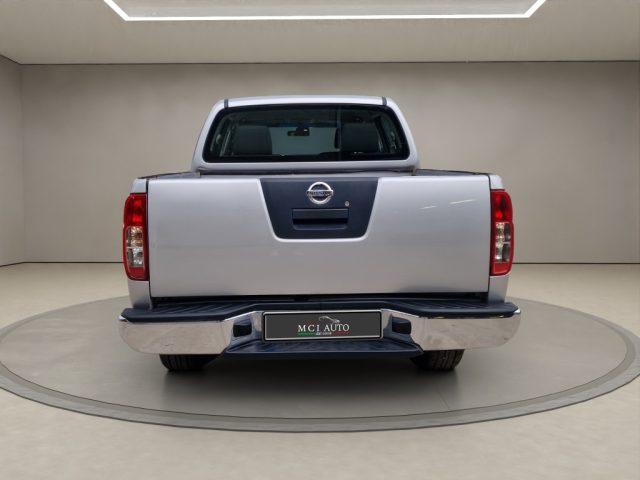 NISSAN Navara 2.5 dCi 4 porte Double Cab LE