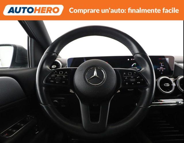 MERCEDES-BENZ B 180 d Automatic Executive