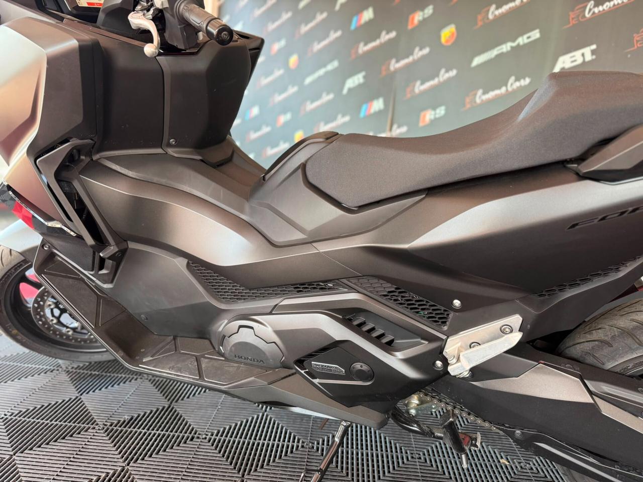Honda Forza 750