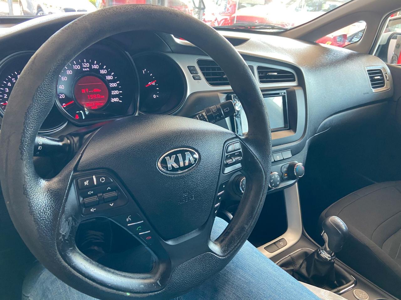 Kia Ceed cee'd 1.4 ECO GPL 5 porte Cool