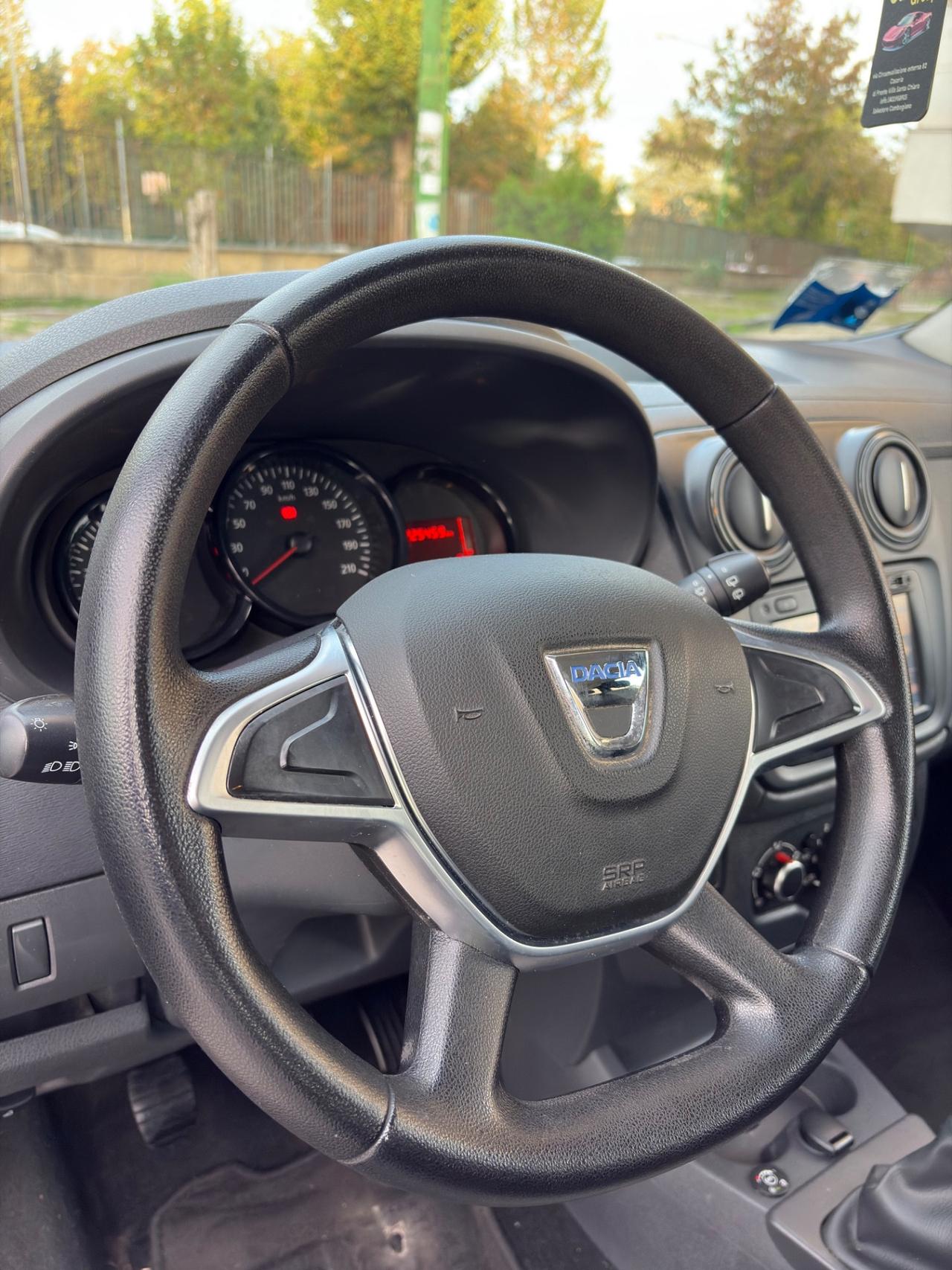 Dacia Lodgy 1.6 GPL 100CV con navigatore