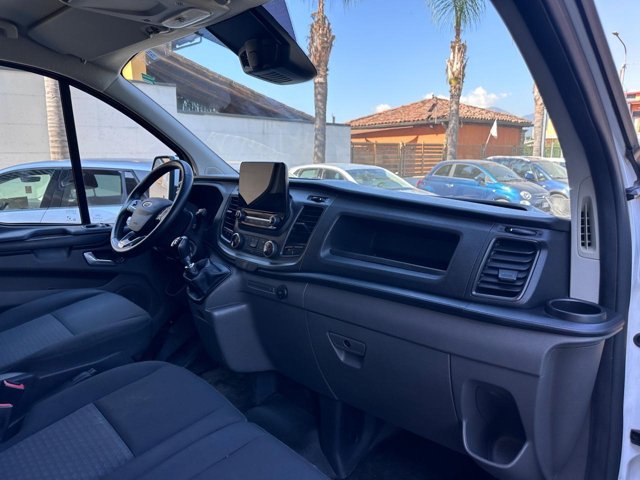 Ford Transit Custom 300 2.0 EcoBlue 130 PASSO LUNGO