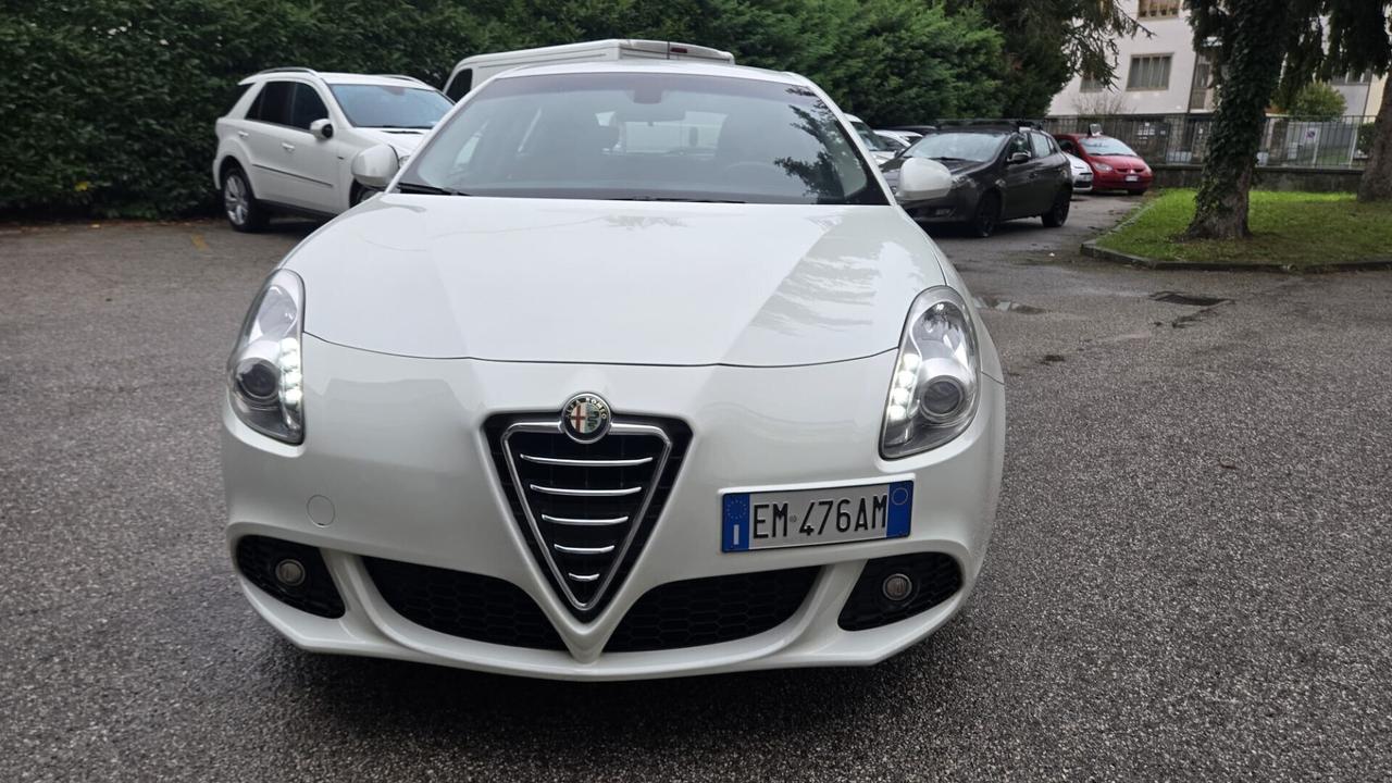 Alfa Romeo Giulietta 1.6 JTDm-2 105 CV Exclusive