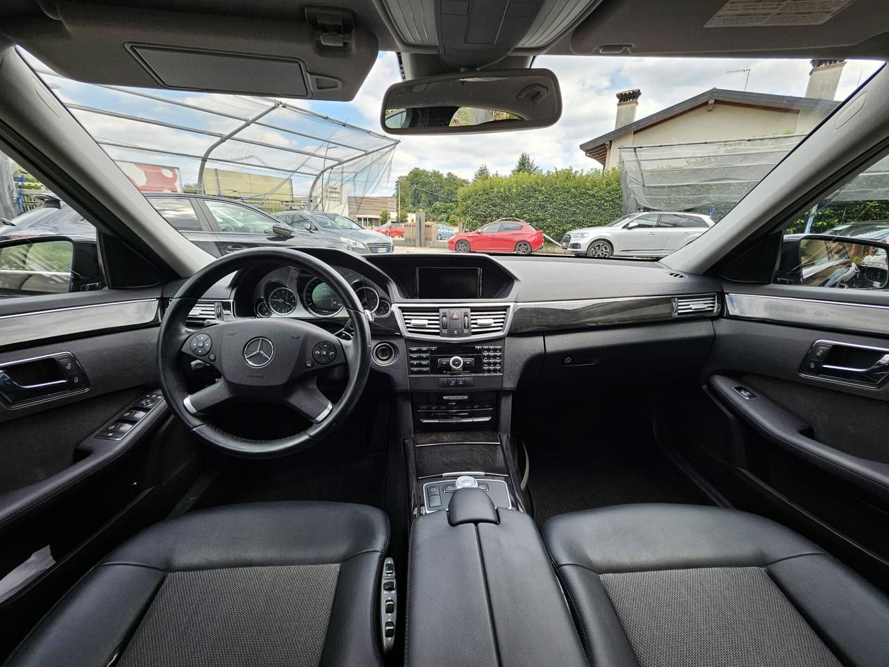 Mercedes-benz E 350 CDI BlueEFFICIENCY Avantgarde