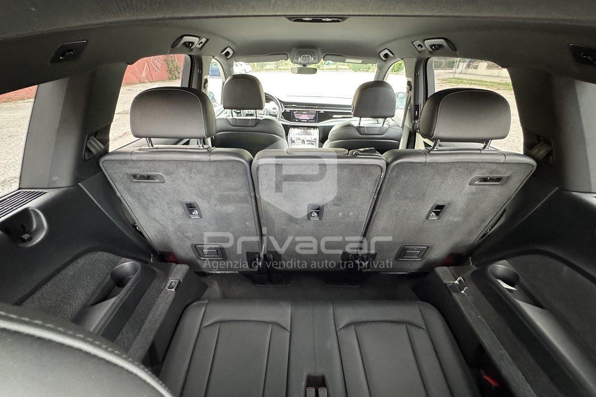 AUDI Q7 50 TDI quattro tiptronic Sport