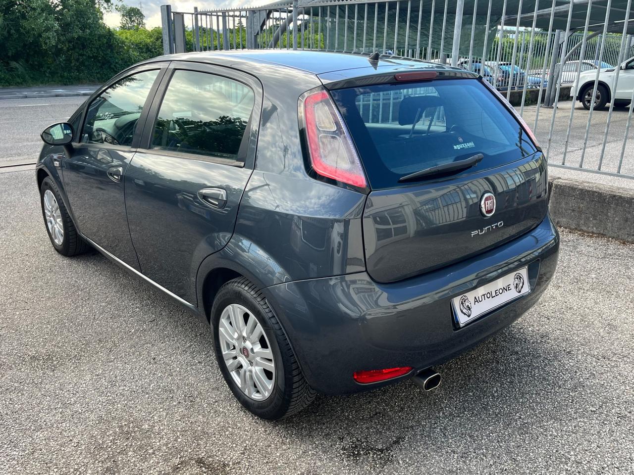 Fiat Punto 1.2 8V 5 porte Lounge OK NEOPATENTI