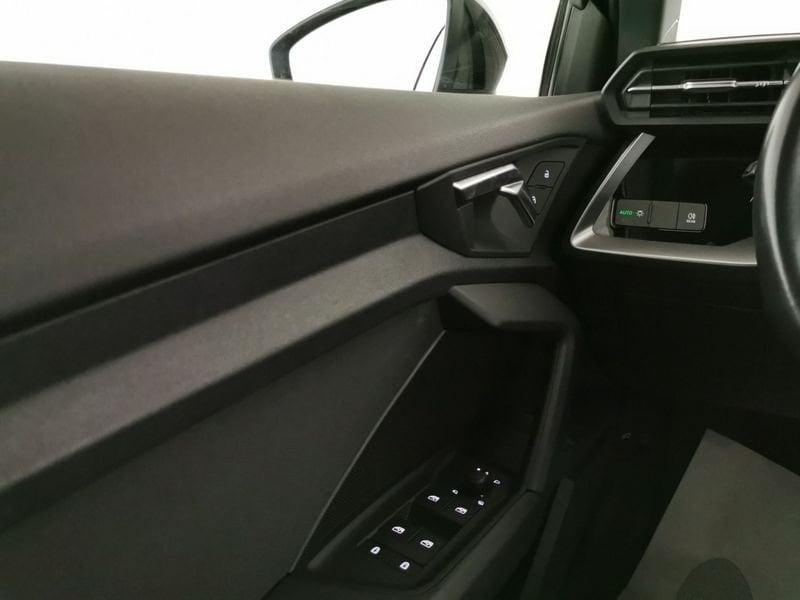 Audi A3 Sportback 30 1.0 tfsi mhev Business s-tronic