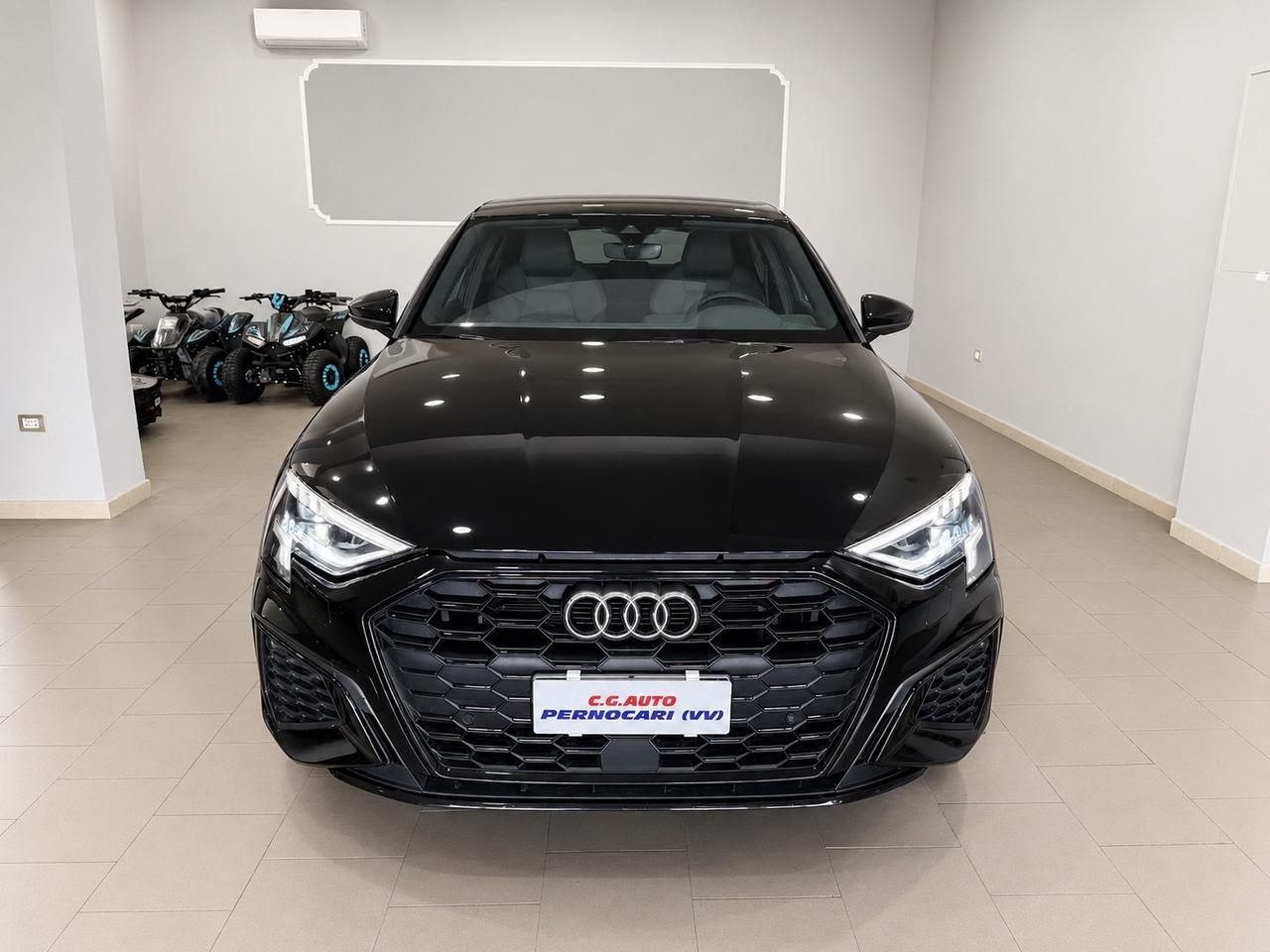 Audi A3 35 TFSI 1.5 Sline Stronic Identity Black