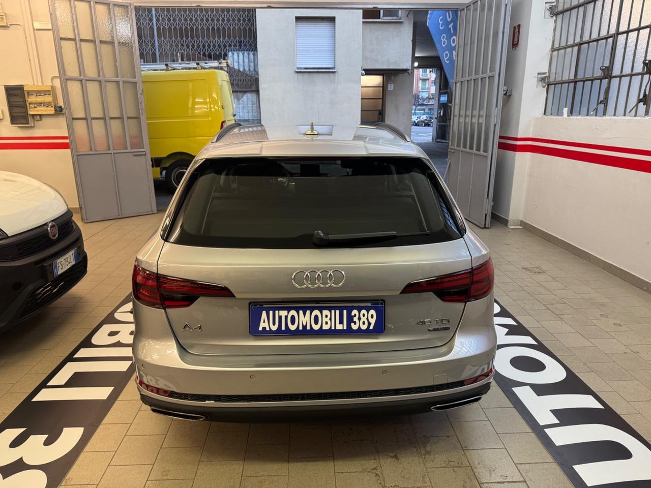 Audi A4 Avant 40 TDI quattro S tronic Business Advanced