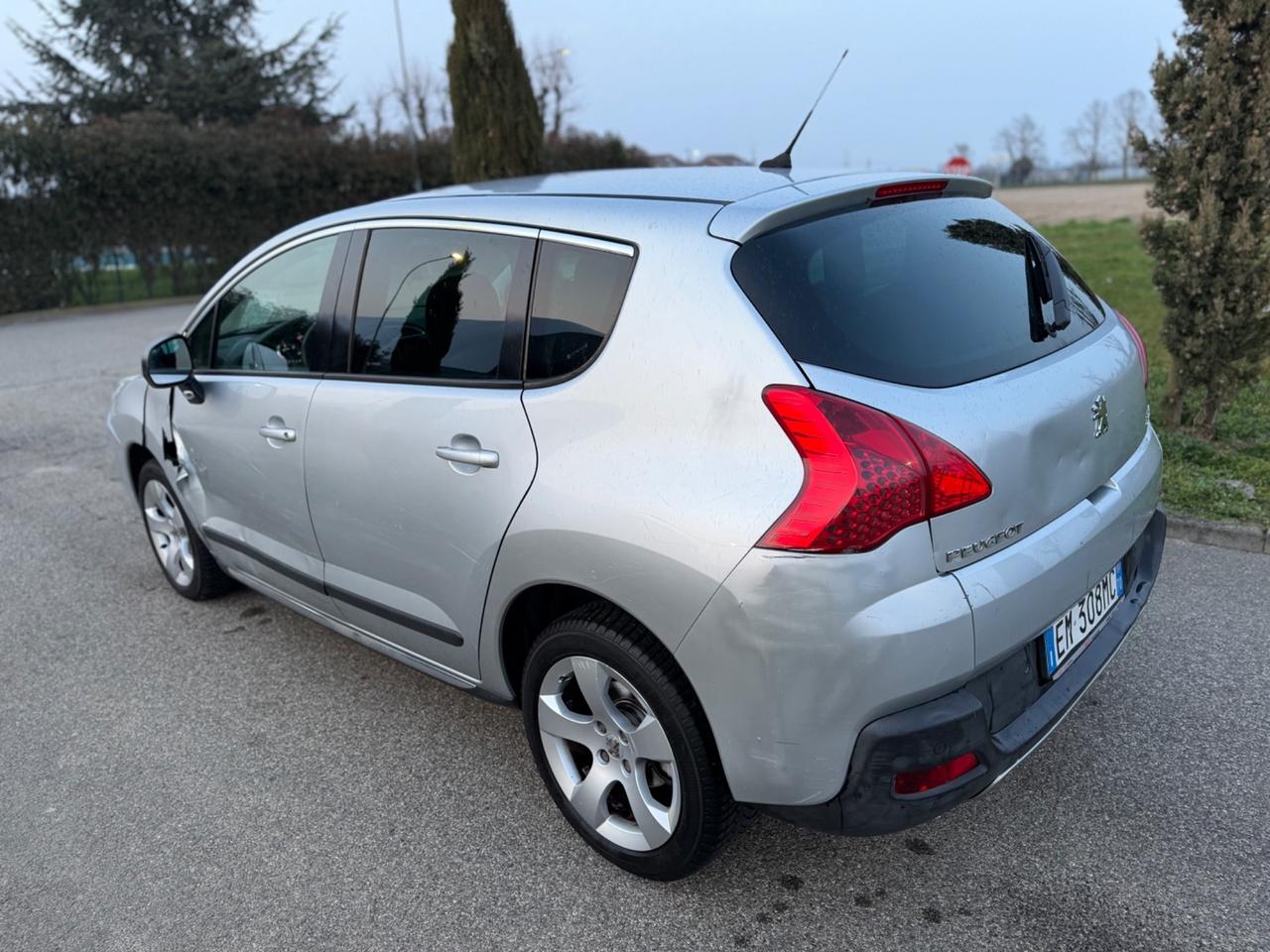 Peugeot 3008 2.0 HDi 150CV Business