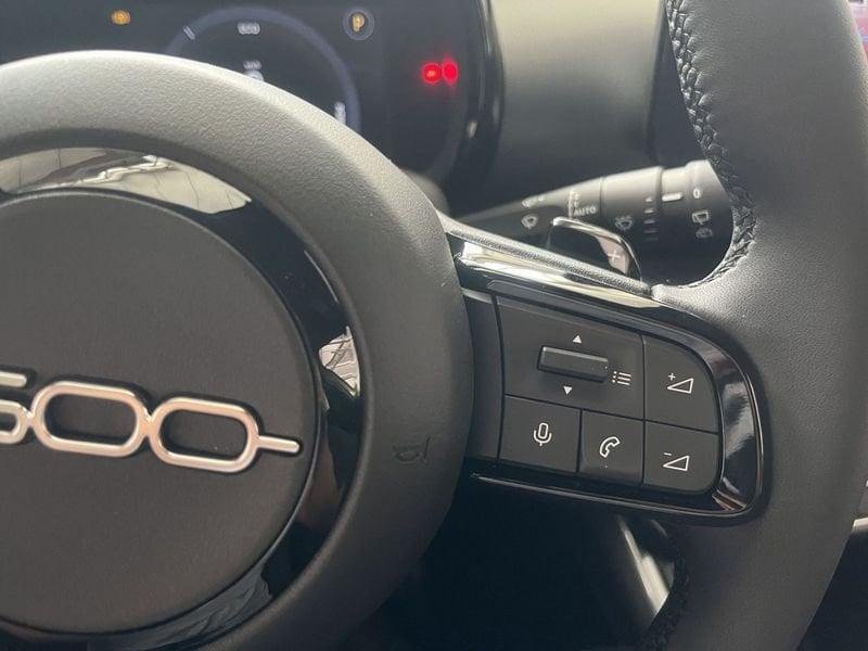 FIAT 600 600 1.2 hybrid Sport Edizione Milano Cortina 2026 145cv auto