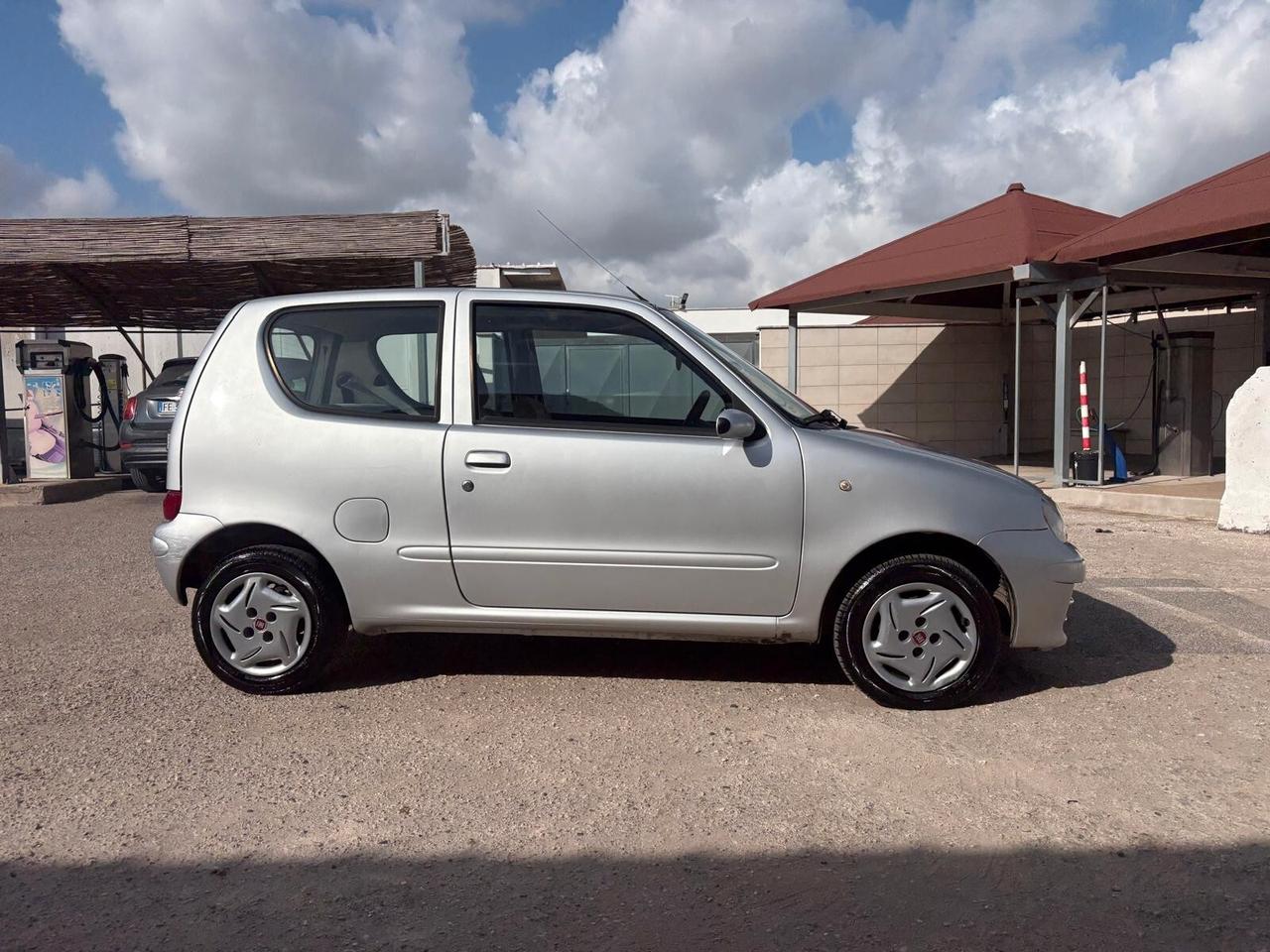 Fiat 600 1.1 50th Anniversary