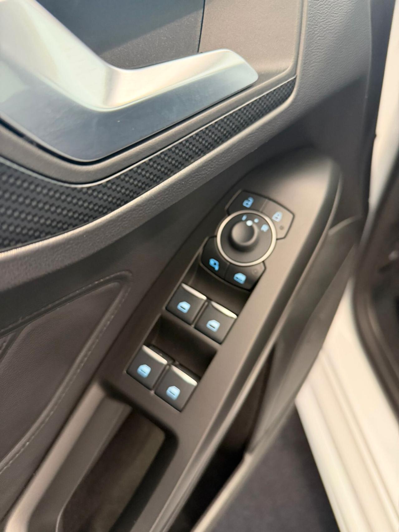 Ford Focus 1.5 EcoBlue 115 CV automatico 5p. ST-Line