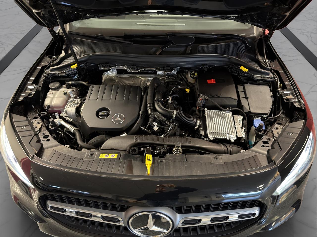 Mercedes GLA 180 180 Progressive Advanced auto