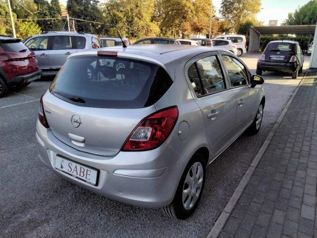 OPEL Corsa 1.2 5 porte Cosmo