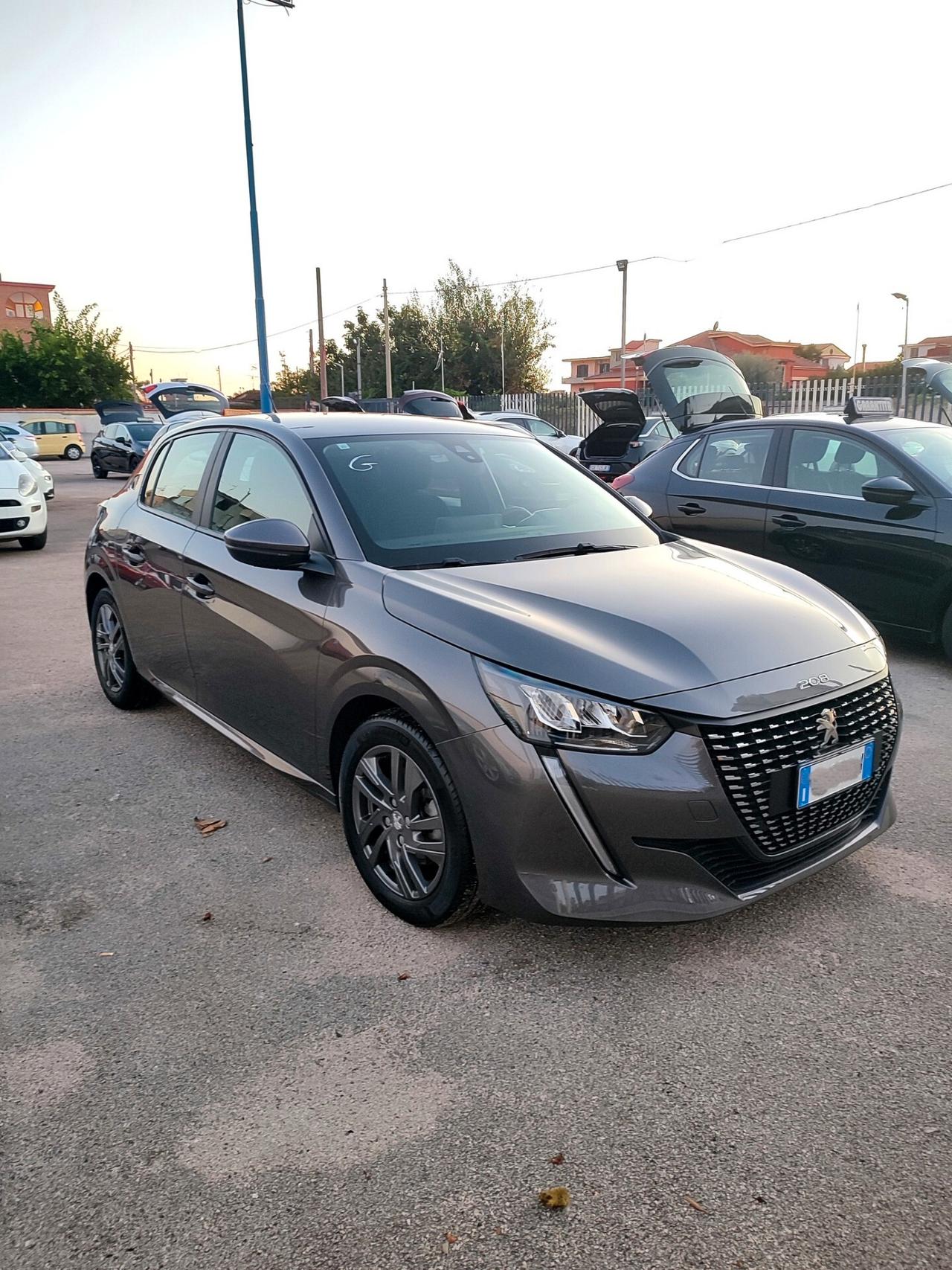 Peugeot 208 1.2 BZ 101CV Allure