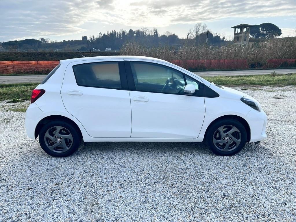TOYOTA Yaris III 2015 - Yaris 5p 1.5h Active