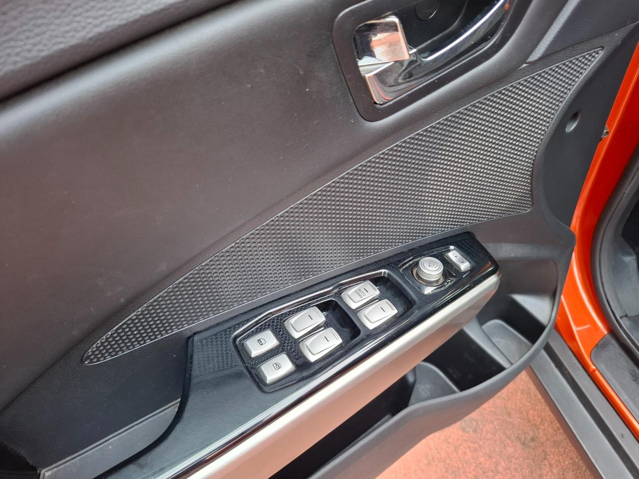 Ssangyong Tivoli 1.6 2WD Bi-fuel GPL Go