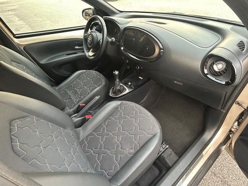 Toyota Aygo X Aygo X 1.0 VVT-i 72 CV 5 porte Lounge