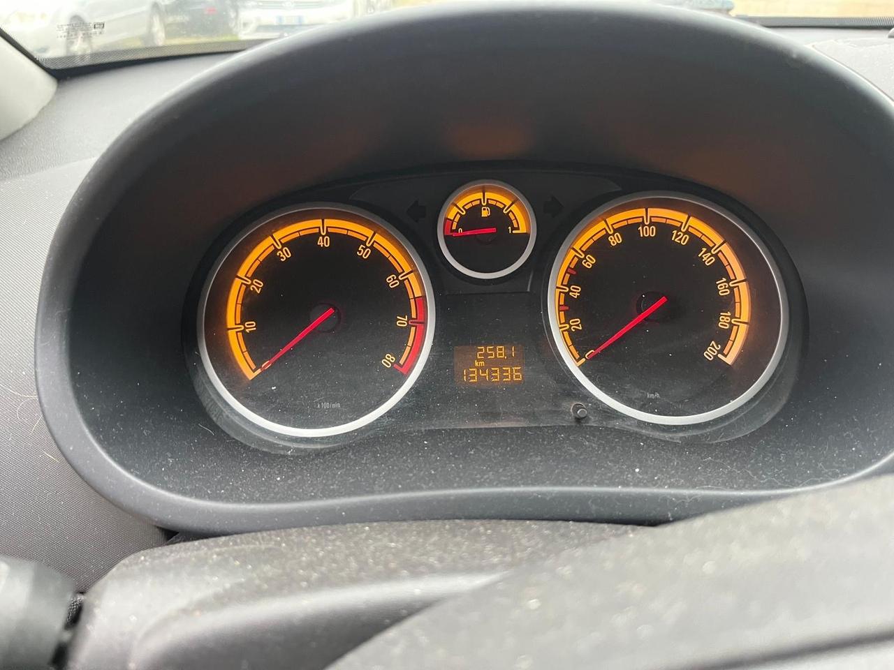 Opel Corsa 1.2 5 porte Easytronic Enjoy