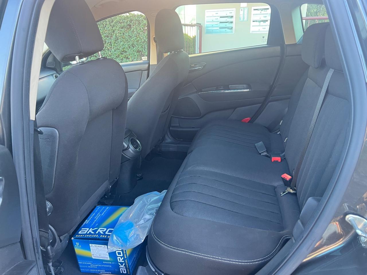 Lancia Delta 1.4 T-Jet 120 CV