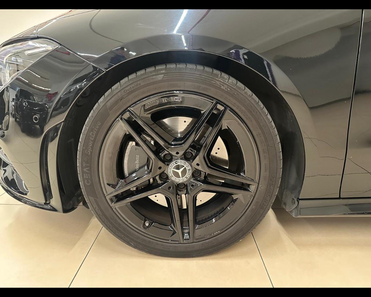 Mercedes-Benz CLA Coupé (C118) - CLA 200 d Automatic Premium