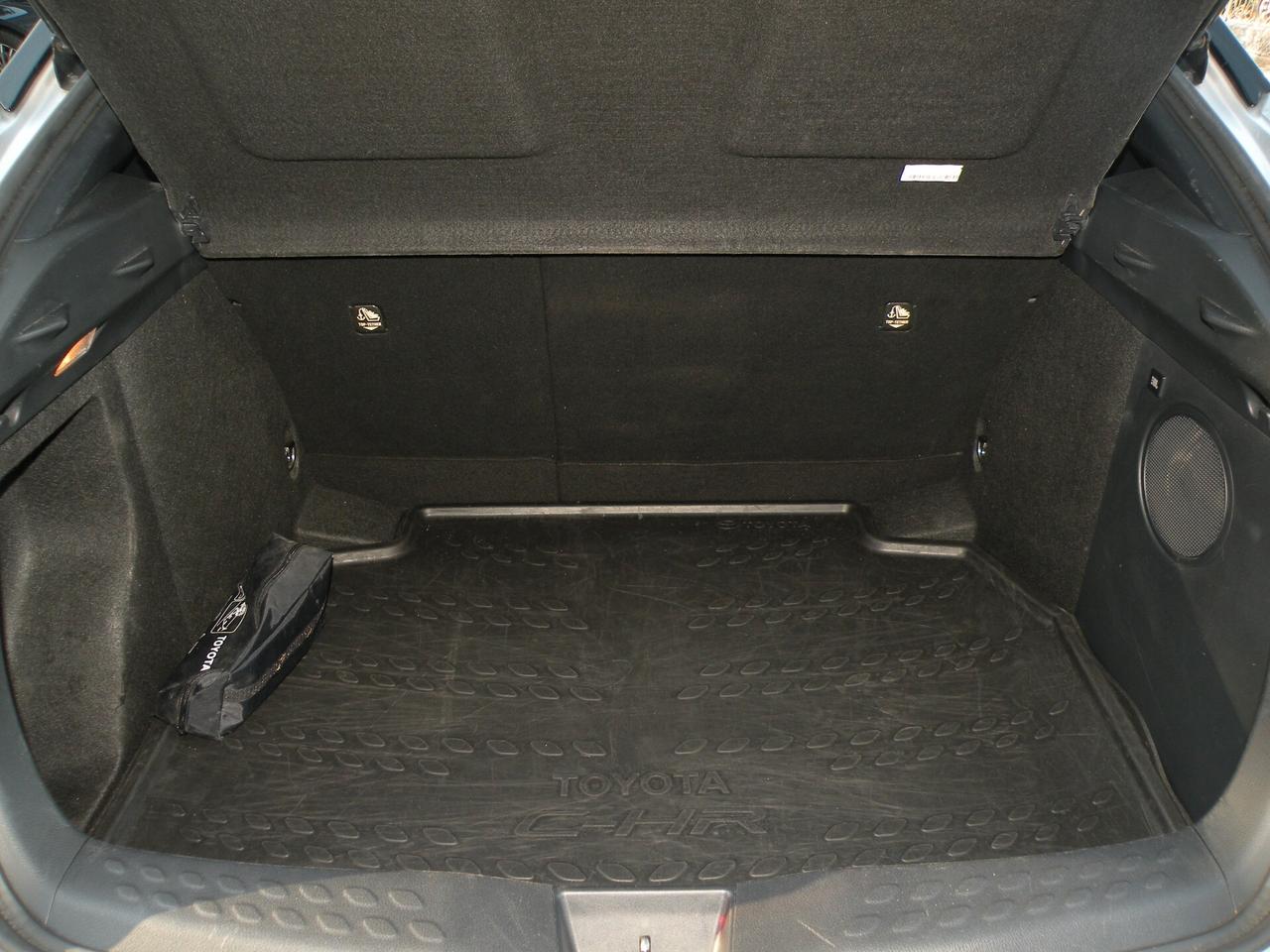 TOYOTA C-HR 1.8 Hybrid E-CVT Lounge 2019