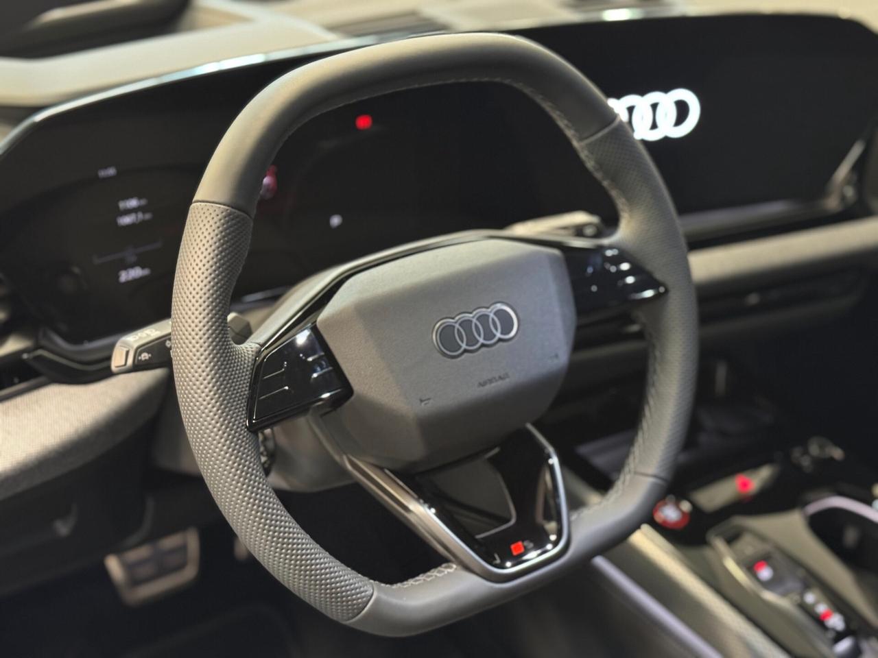 Audi A5 Avant TDI 150kW mHEV+ S tronic Quattro Launch edition one