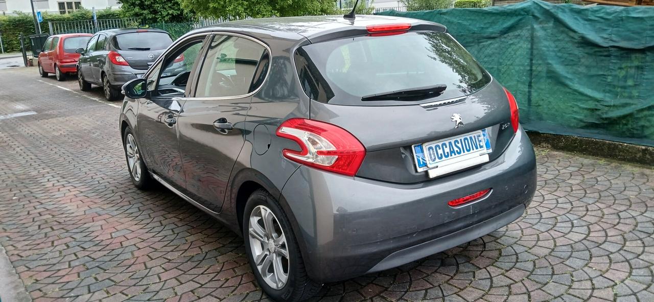 Peugeot 208 1.4 HDi neopatentati