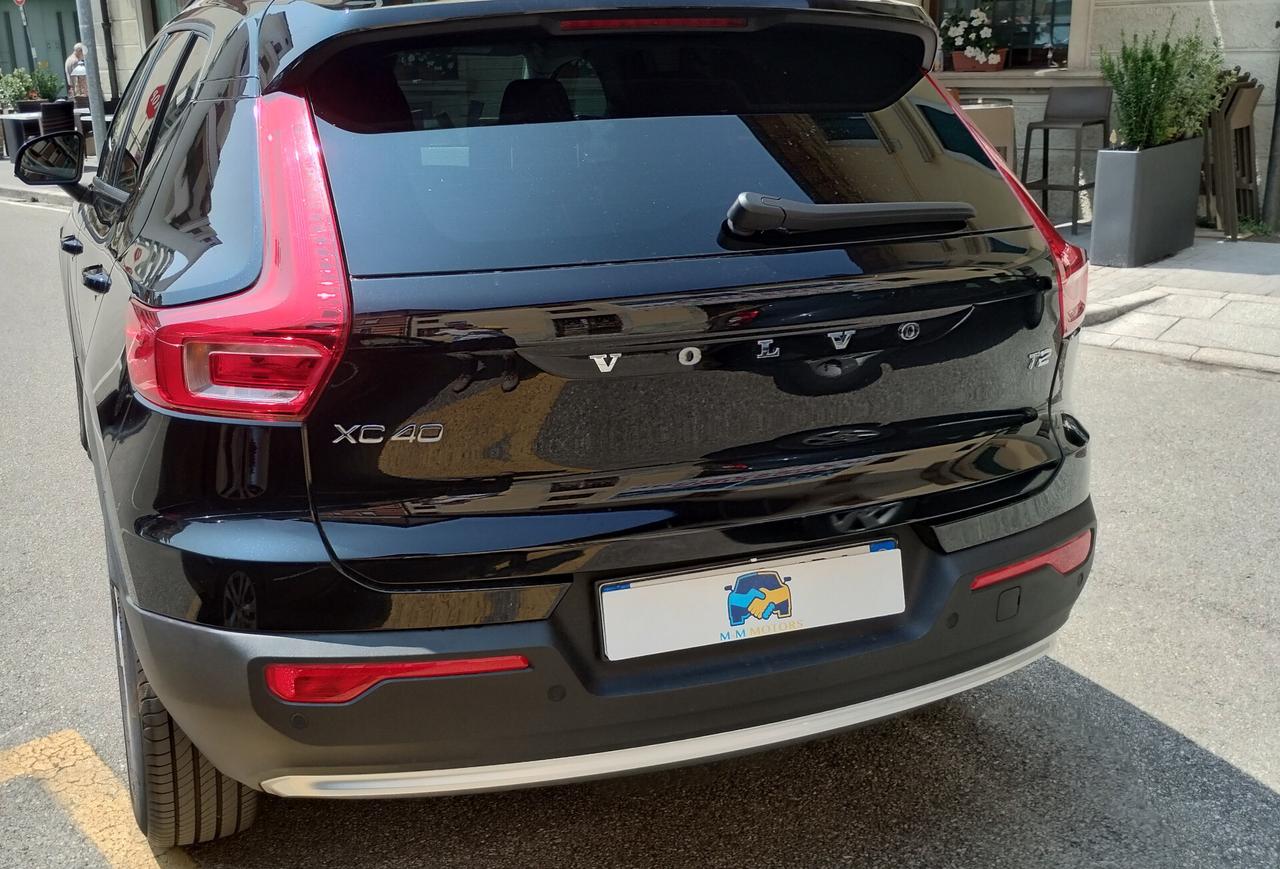 Volvo XC40 T2 automatico Essential